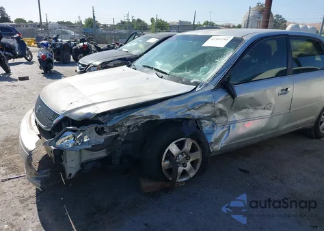 2001 Toyota Avalon Xl/Xls z USA, uszkodzony, nr VIN 4T1BF28B11U188655